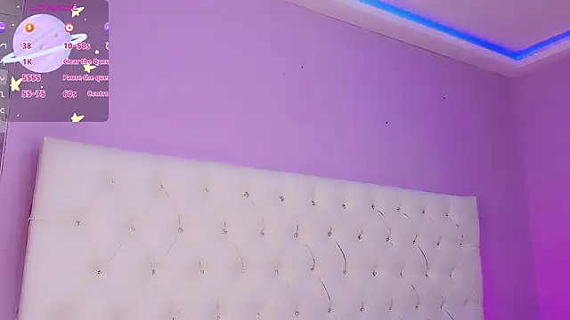 DaniielaV online show from 01-13-26, 01:49