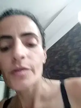 Snapshot of Gecenin_Kralicesi chatting on 11-27-25, 06:10 Gecenin Kralicesi online show from 11-27-25, 06:10