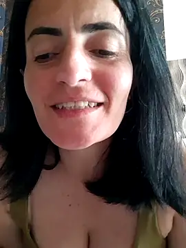 Snapshot of Gecenin_Kralicesi chatting on 05-24-26, 07:57 Gecenin Kralicesi online show from 05-24-26, 07:57