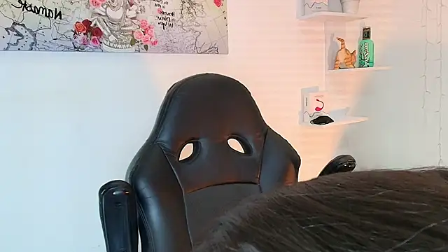 jennifer Scot online show from 12-03-25, 03:03