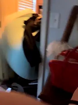 Snapshot of TaylorMade2223 chatting on 11-01-25, 10:01 TaylorMade2223 online show from 11-01-25, 10:01