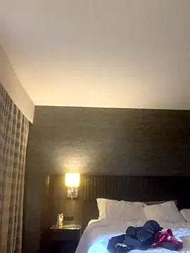 Hothotboyg online show from 09-22-25, 07:05