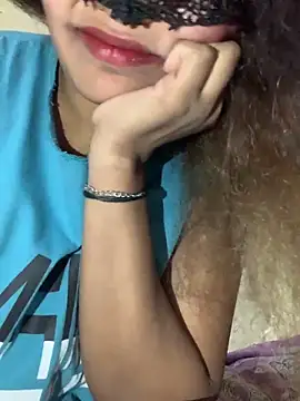 Snapshot of NeoleeLkr chatting on 11-07-25, 11:21 NeoleeLkr online show from 11-07-25, 11:21