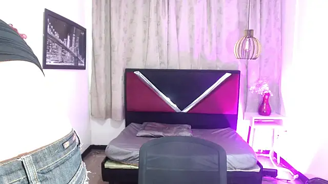 luisa  torres online show from 07-18-26, 03:54