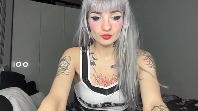 Snapshot of FluffySlutt chatting on 11-16-25, 03:34 FluffySlutt online show from 11-16-25, 03:34