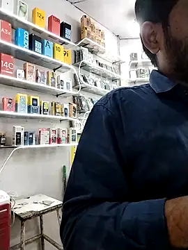 avi007p online show from 11-20-25, 01:55