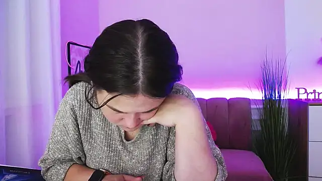 IsabellCharm online show from 10-18-25, 03:46