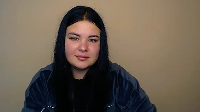 Snapshot of _Trisha_li chatting on 10-14-25, 10:16 Trisha li online show from 10-14-25, 10:16