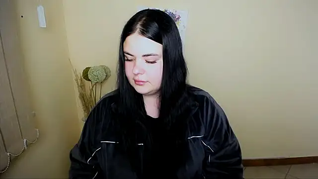 Snapshot of _Trisha_li chatting on 10-20-25, 11:54 Trisha li online show from 10-20-25, 11:54