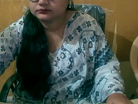 Snapshot of Saniya_K chatting on 09-26-25, 05:00 Saniya K online show from 09-26-25, 05:00