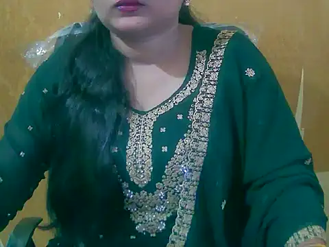Snapshot of Saniya_K chatting on 10-04-25, 11:08 Saniya K online show from 10-04-25, 11:08
