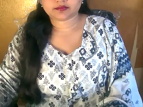 Snapshot of Saniya_K chatting on 10-12-25, 07:40 Saniya K online show from 10-12-25, 07:40