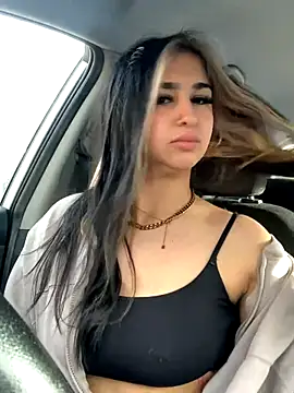 Snapshot of BrunetteBrat-xo chatting on 11-04-25, 10:03 BrunetteBrat-xo online show from 11-04-25, 10:03