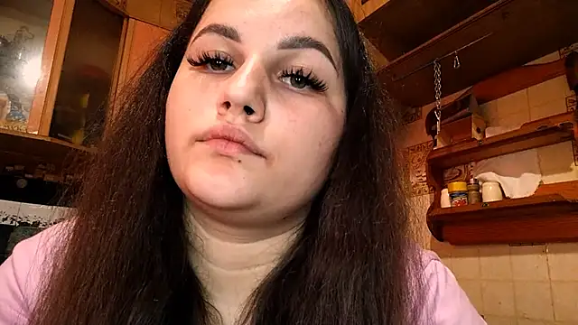 DierdreCousineau online show from 11-06-25, 11:11