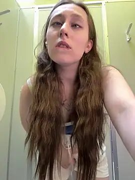 FroggyAnna online show from 06-11-26, 05:00