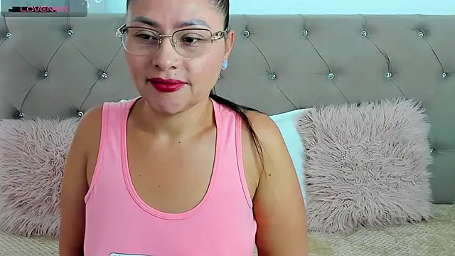 Snapshot of Isbettyche chatting on 10-02-25, 03:08 Isbettyche online show from 10-02-25, 03:08