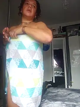 Snapshot of GoddessChantelle chatting on 10-01-25, 11:49 GoddessChantelle online show from 10-01-25, 11:49