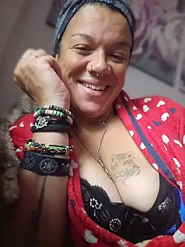 Snapshot of GoddessChantelle chatting on 05-19-26, 07:26 GoddessChantelle online show from 05-19-26, 07:26