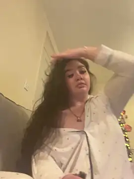 Snapshot of Imogenbabyyy chatting on 12-17-25, 08:48 Imogenbabyyy online show from 12-17-25, 08:48