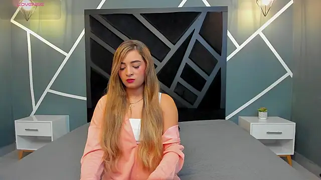 Snapshot of Alana_cox_ chatting on 11-27-25, 08:22 Alana cox online show from 11-27-25, 08:22