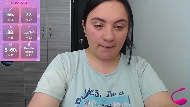Snapshot of EmilySpicy chatting on 09-17-25, 03:57 EmilySpicy online show from 09-17-25, 03:57