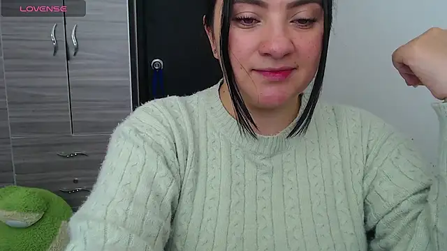 Snapshot of EmilySpicy chatting on 10-07-25, 03:09 EmilySpicy online show from 10-07-25, 03:09