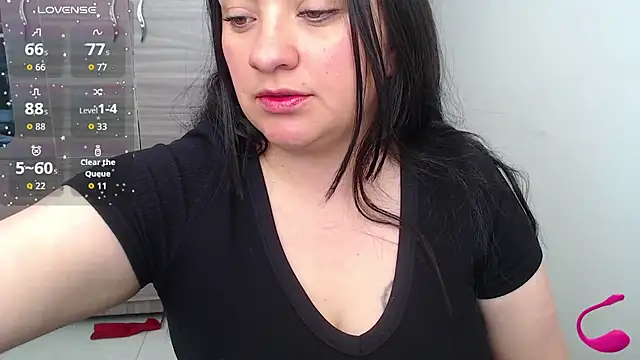 Snapshot of EmilySpicy chatting on 10-10-25, 03:22 EmilySpicy online show from 10-10-25, 03:22