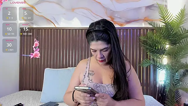 Roxie-NS online show from 04-21-26, 12:44