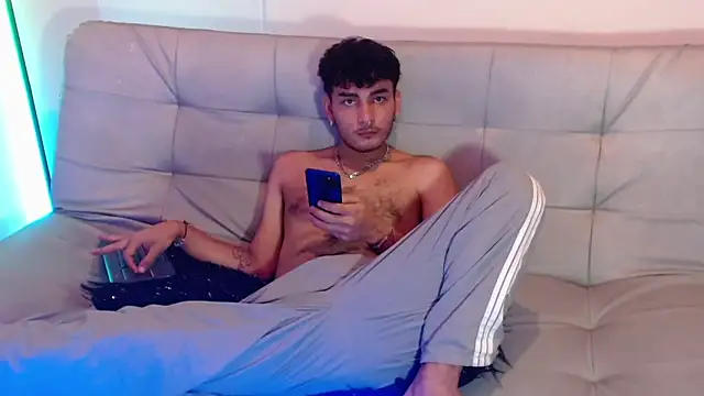 Valentin peach online show from 09-27-25, 09:42