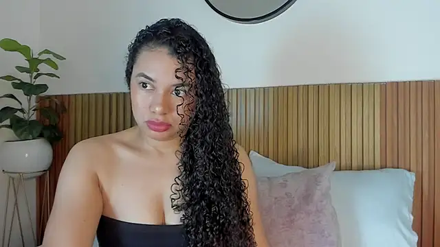 angie leonn online show from 09-16-25, 12:06