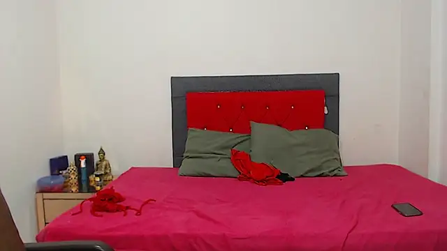 miawhithee online show from 10-11-25, 10:30