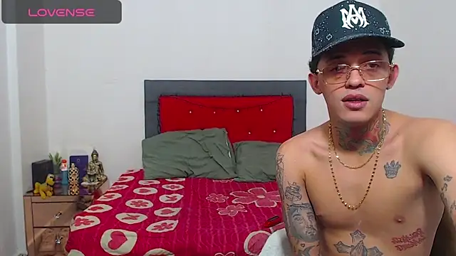 miawhithee online show from 11-29-25, 09:18