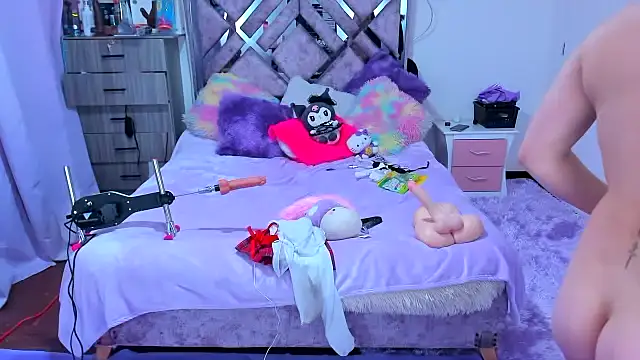 Snapshot of Luna_Analya chatting on 11-28-25, 08:22 Luna Analya online show from 11-28-25, 08:22