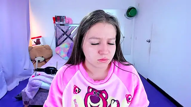 Luna Analya online show from 04-01-26, 01:41