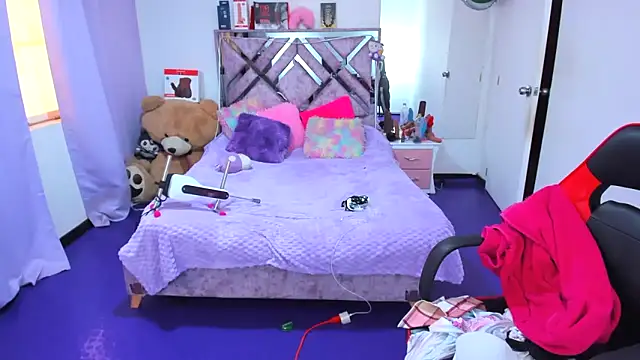 Luna Analya online show from 04-09-26, 01:05