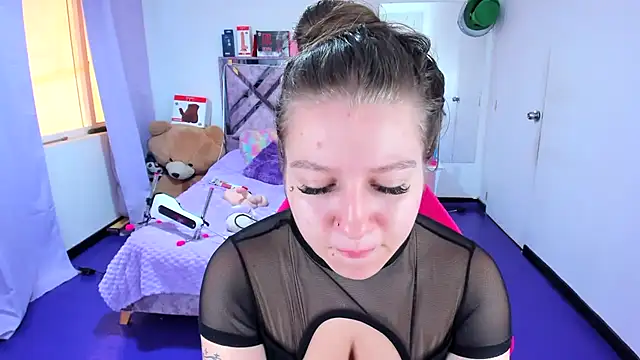 Luna Analya online show from 04-14-26, 04:13