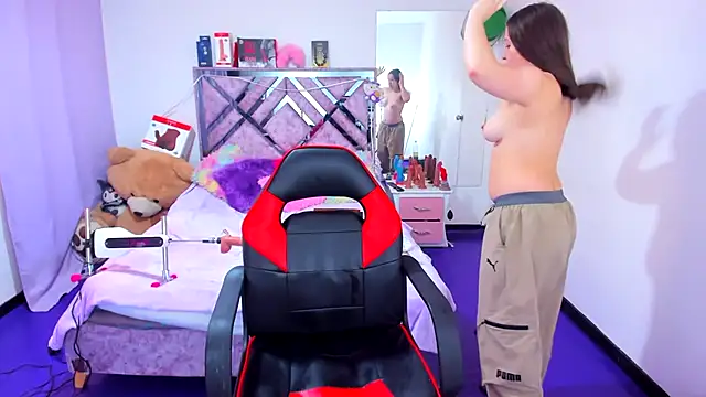 Luna Analya online show from 04-17-26, 01:36