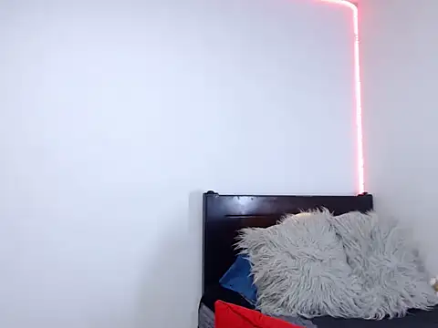 andrea de lucaa online show from 09-10-25, 03:17