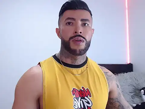 andrea de lucaa online show from 09-30-25, 02:38