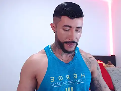 andrea de lucaa online show from 11-14-25, 03:16