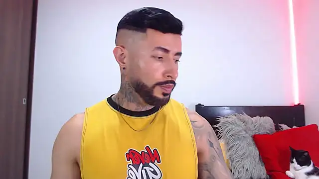 andrea de lucaa online show from 02-05-26, 12:26