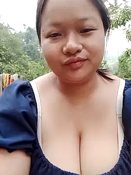 girl-babi online show from 04-22-26, 12:46