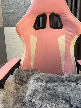 Orianna69 online show from 10-20-25, 01:06