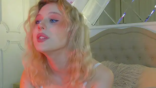 CaitlinSugar online show from 11-17-25, 04:51