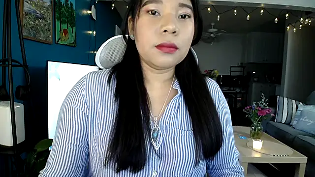 SHEILYN  online show from 04-21-26, 03:24