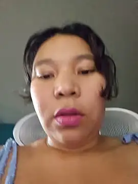Snapshot of SHEILYN_ chatting on 05-18-26, 02:40 SHEILYN online show from 05-18-26, 02:40
