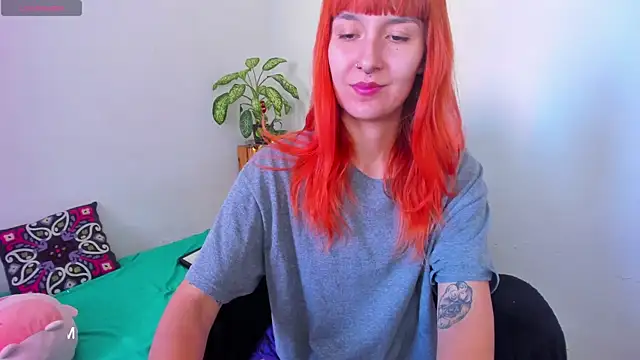 Snapshot of mary-magic chatting on 09-14-25, 09:25 mary-magic online show from 09-14-25, 09:25