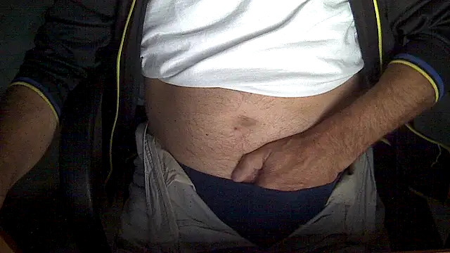 Snapshot of velikifant7 chatting on 11-24-25, 06:13 velikifant7 online show from 11-24-25, 06:13