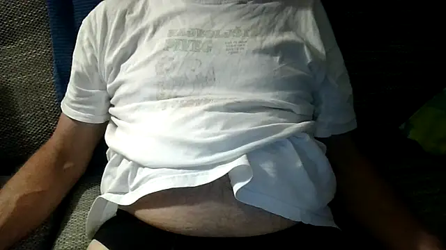 Snapshot of velikifant7 chatting on 04-24-26, 06:10 velikifant7 online show from 04-24-26, 06:10