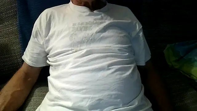 Snapshot of velikifant7 chatting on 05-01-26, 06:12 velikifant7 online show from 05-01-26, 06:12